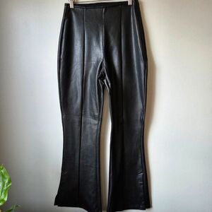 EUC LIKE NEW ABERCROMBIE & FITCH VEGAN LEATHER CURVE LOVE FLARED BLACK PANTS M